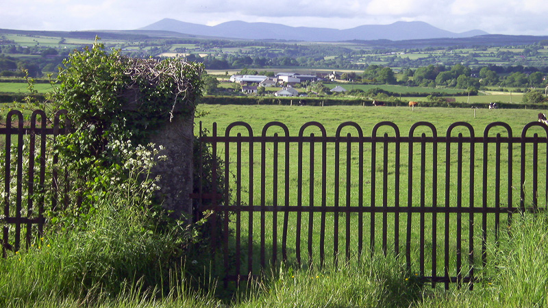 Landschaft mit Zaun, es ist einfach schön in Irland