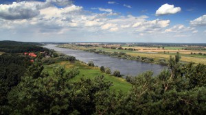 Blick über die Elbe von den Klötzje aus 