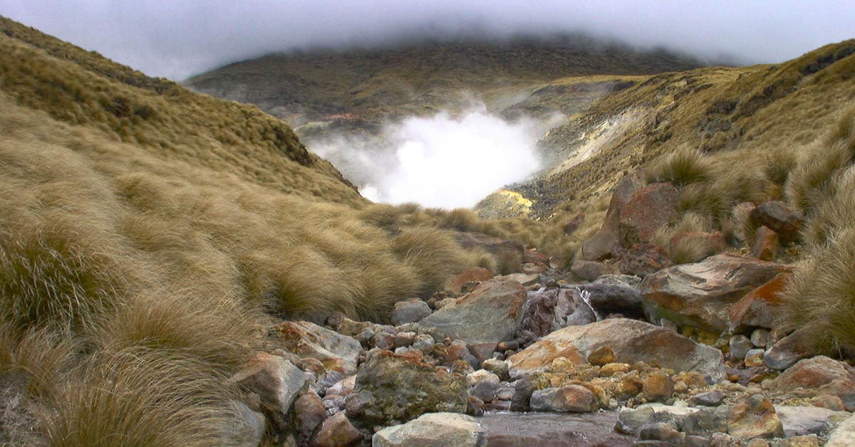 Nicht lang aber steil und durch drei Krater, Tongariro Crossing ist die beste Eintageswanderung von Neuseeland